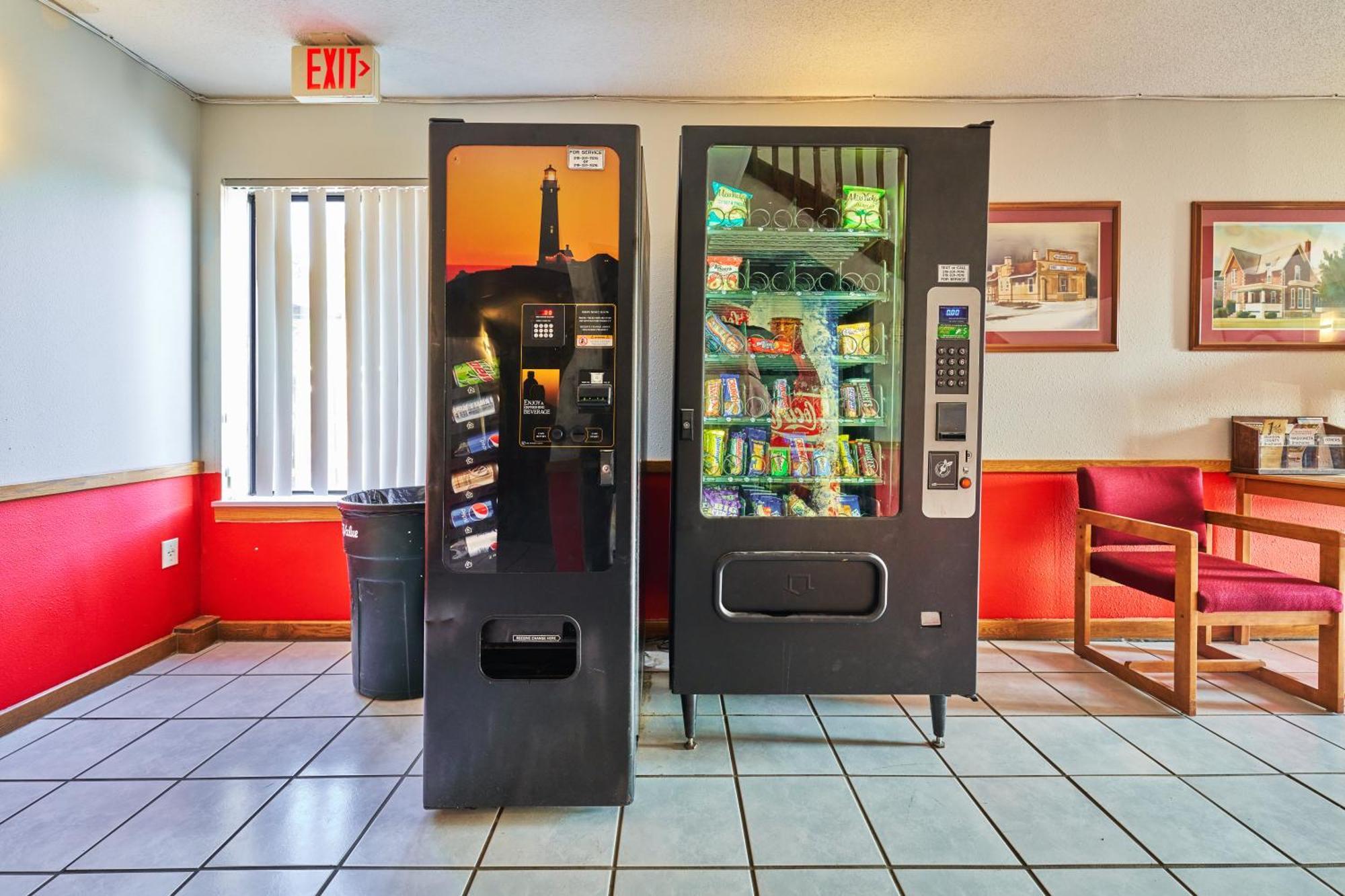 Econo Lodge Maquoketa Exterior photo
